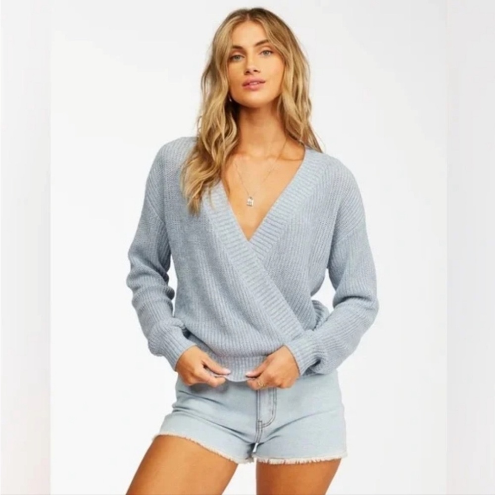 BILLABONG Bring It Surplice Faux Wrap Knit Pastel Blue V-Neck Sweater. Size M